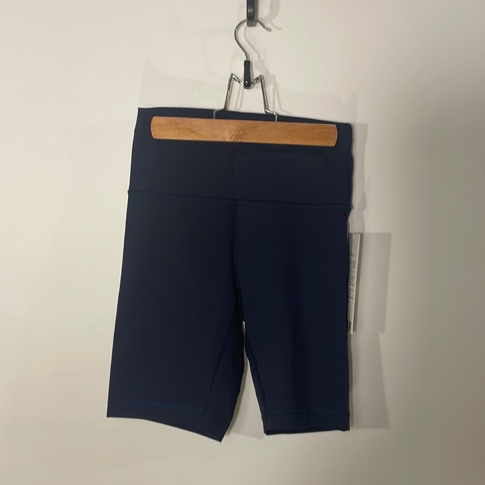 NWT lululemon Wunder Train HR Short 8”